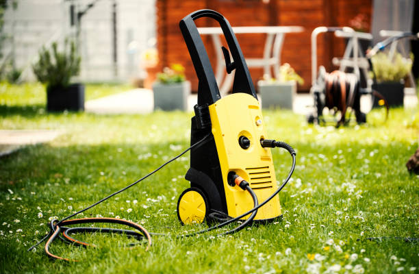 Best Animal Enclosure Cleaning  in Bluffton, IN